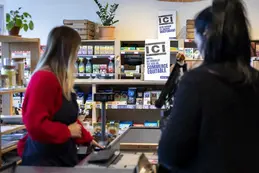 686-biocoop-la-vaunage-magasin-bio-caisse-local.webp