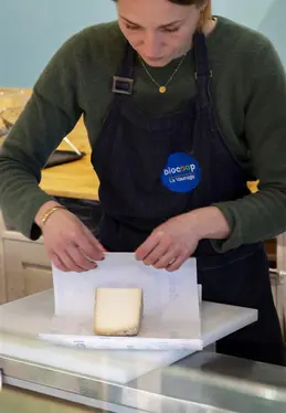 686-biocoop-la-vaunage-magasin-bio-emballage-local-fromage.webp