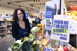 686-biocoop-la-vaunage-magasin-bio-fruit-legume-saison-equipe.webp